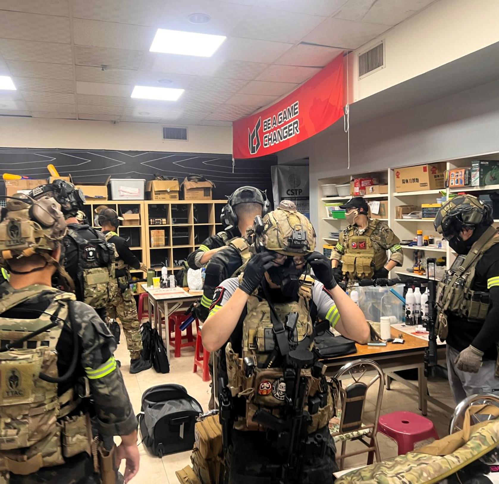 EAG 殺入台灣與TBRM並肩作戰，沖呀！